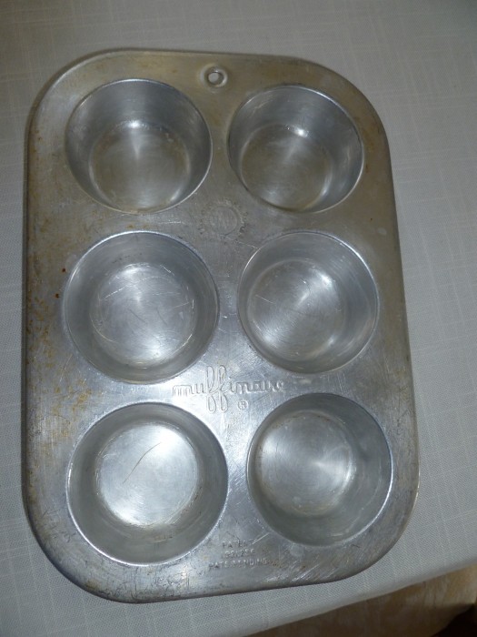 Muffinaire Muffin Tin, Vintage Cupcake Pan, Vintage Cupcake Tin, Aluminum  Muffin Tin 